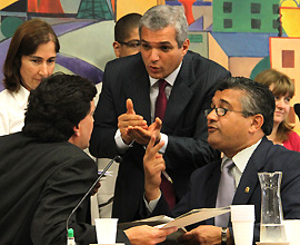 CCJ-08-12-2010-RenattodSousa-_087-72-NOTICIA