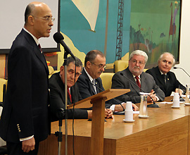 ECONOMISTAS-29-11-2010-RenattodSousa-_007--72-NOTICIA