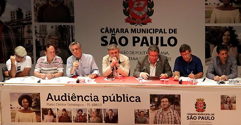 AUDIENCIA-PUBLICA-PLAN-DIRETOR-GUAINASES-26102013-Rtto_3692-72-CAPA