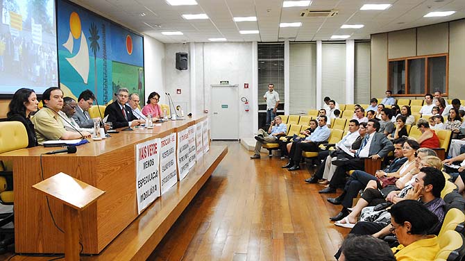 audiencia_28_03_abre